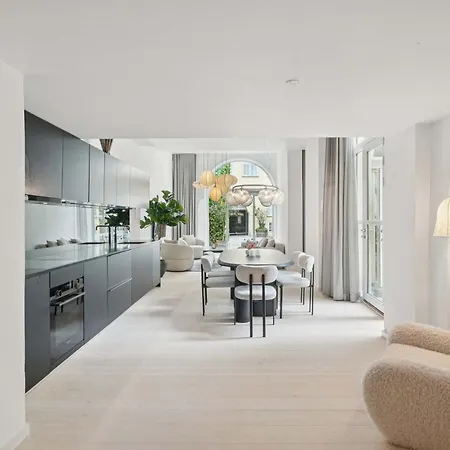 Apartment Luxury By Freetown & Canals