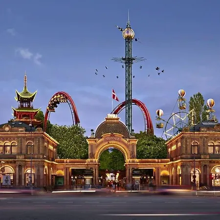 Luxury By Freetown & Canals Apartment